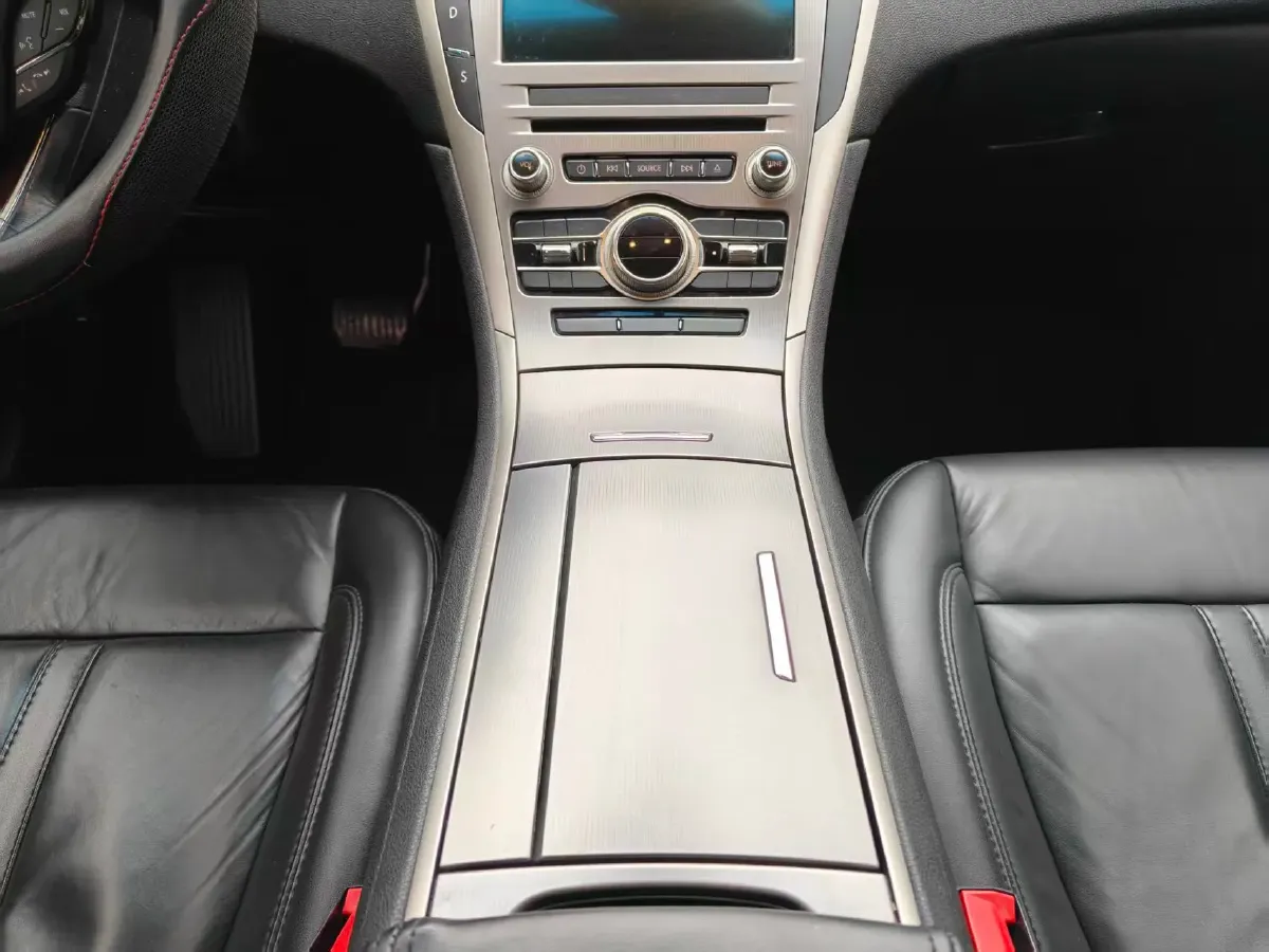 2018 Lincoln MKZ 2.0T 203HP L4 6AT,autocango,china used car exporter,china ev exporter,chinese used car exporter,chinese used ev exporter