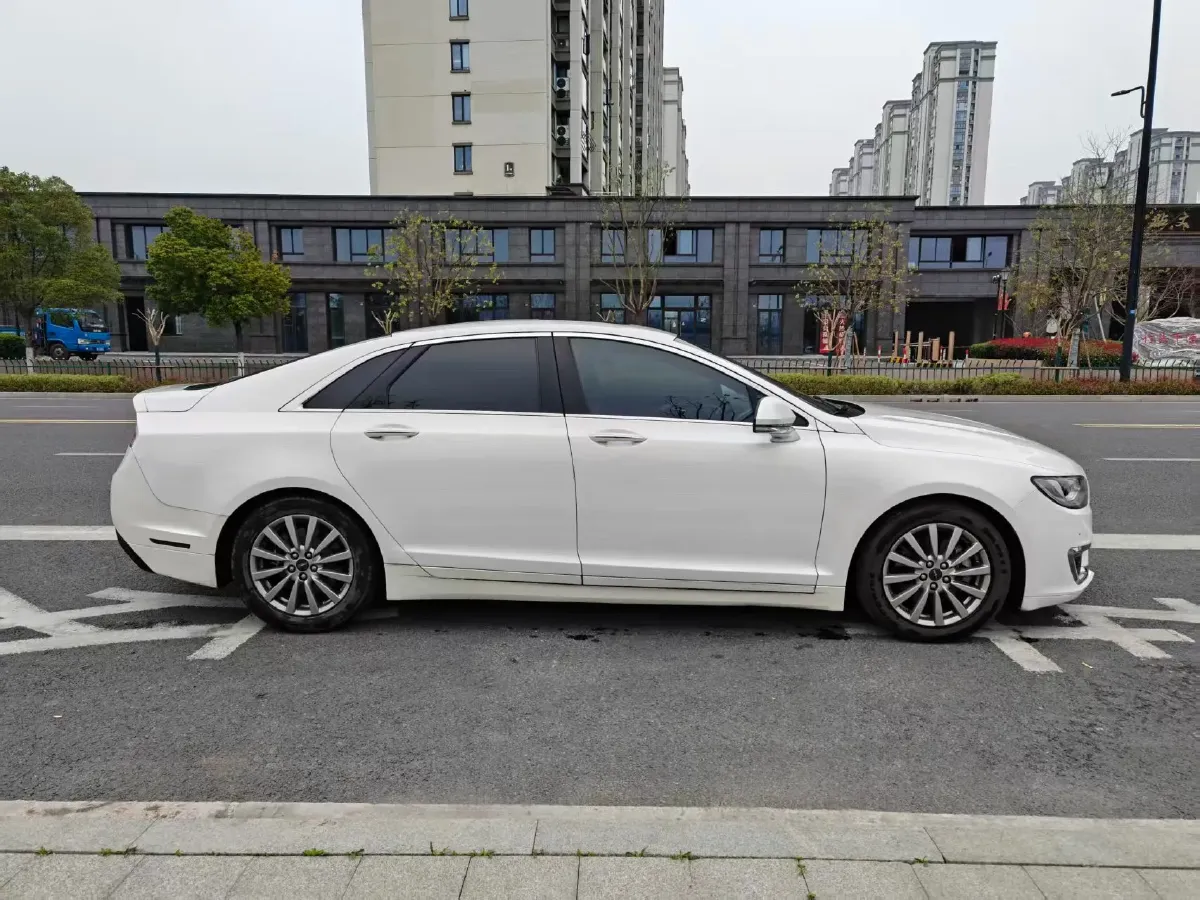 2018 Lincoln MKZ 2.0T 203HP L4 6AT,autocango,china used car exporter,china ev exporter,chinese used car exporter,chinese used ev exporter