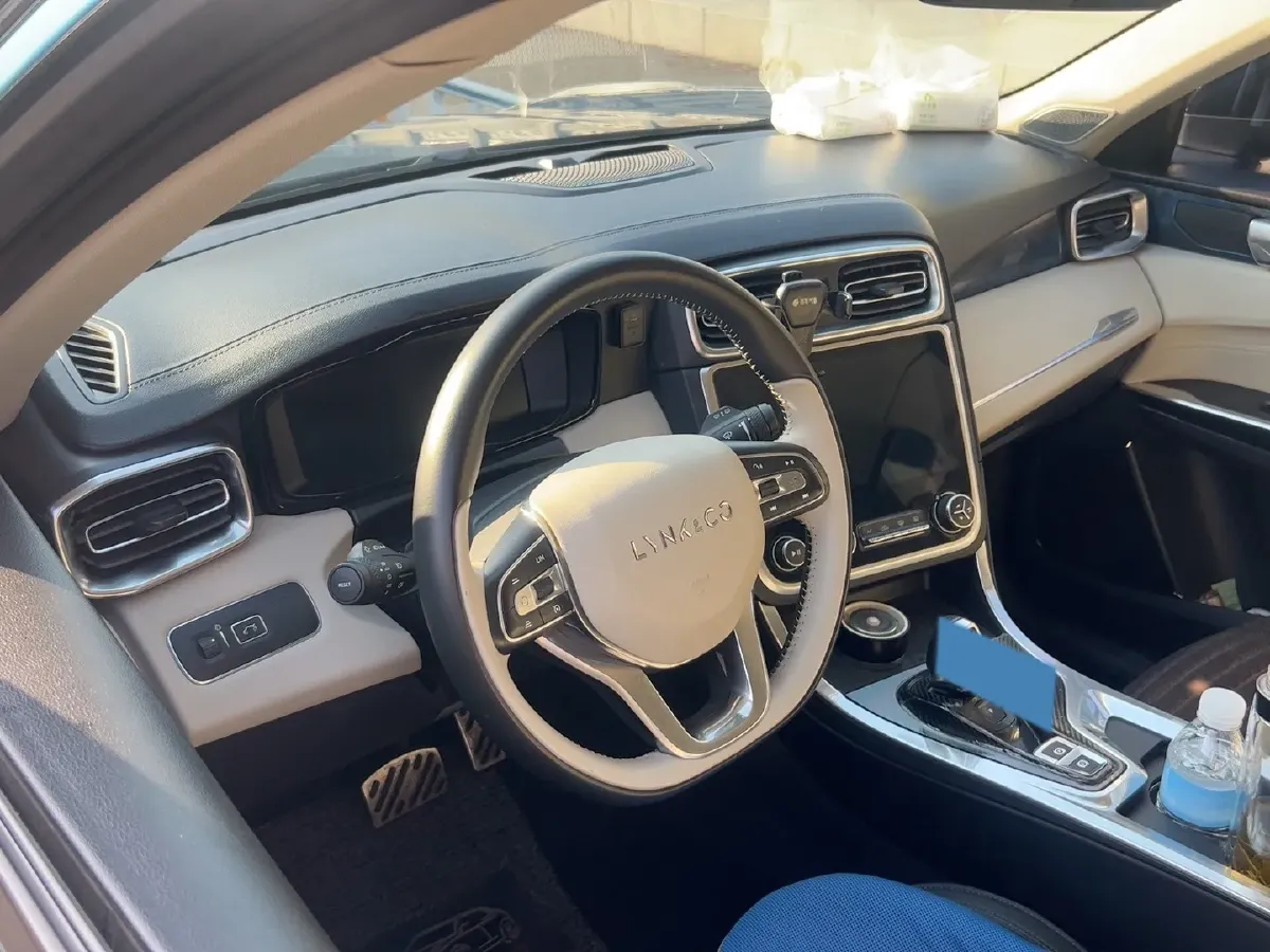 2017 Foton Sauvana 2.0T 218HP L4 6AT,autocango,china used car exporter,china ev exporter,chinese used car exporter,chinese used ev exporter