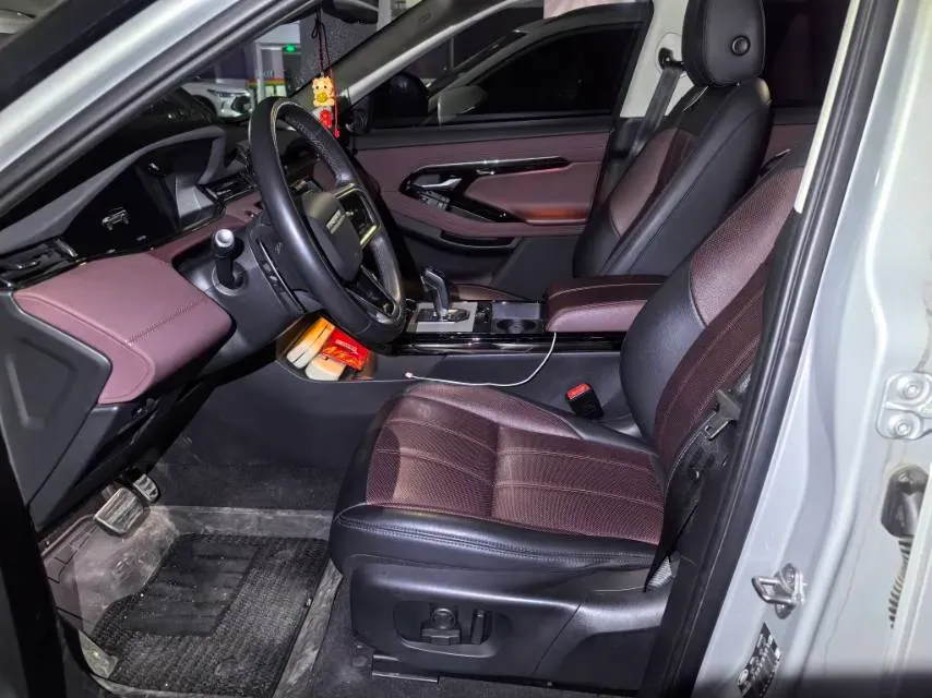 2022 Land Rover Range Rover Evoque 2.0T 249HP L4 9AT,autocango,china used car exporter,china ev exporter,chinese used car exporter,chinese used ev exporter