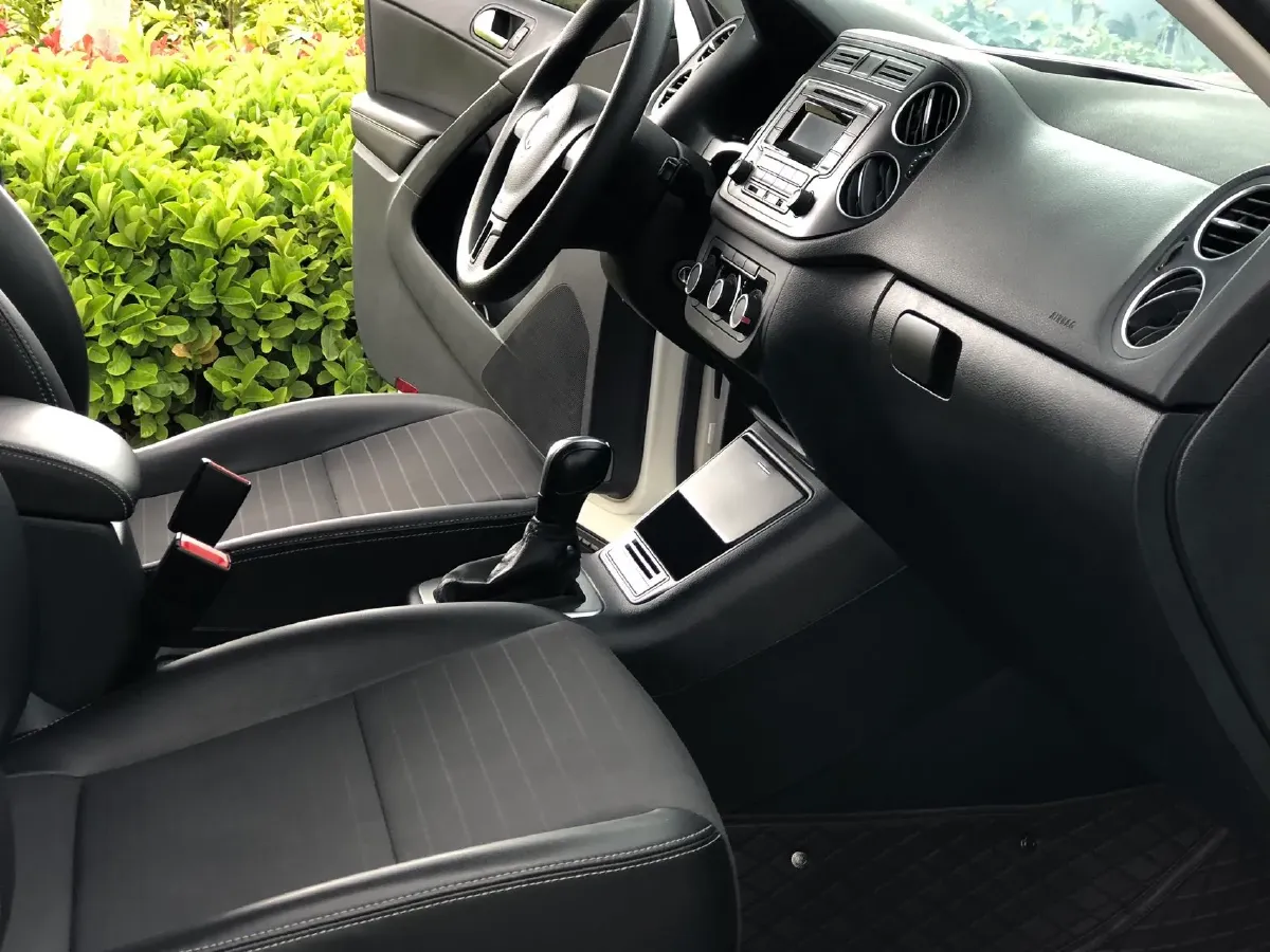 2017 MAXUS T60 2.0T 224HP L4 6AT,autocango,china used car exporter,china ev exporter,chinese used car exporter,chinese used ev exporter