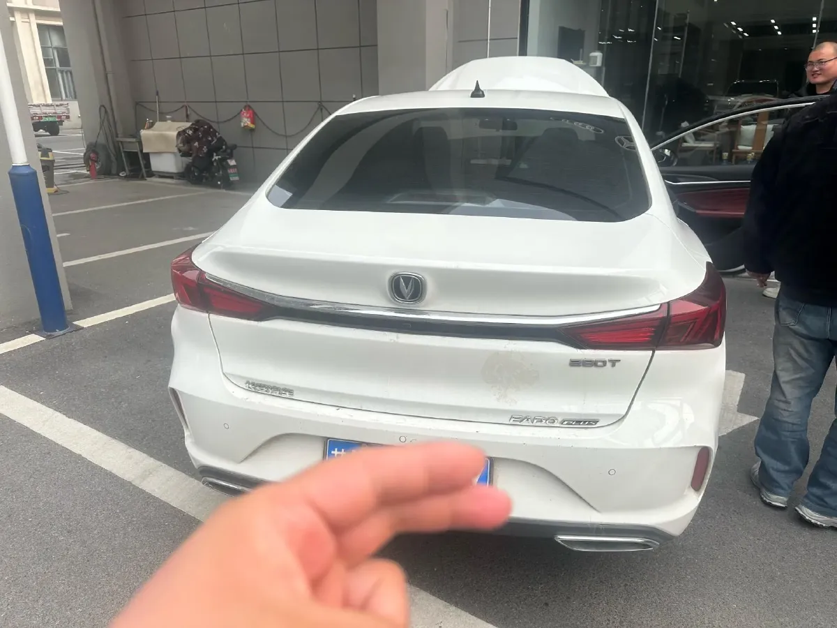 2021 ChangAn Eado 1.4T 160HP L4 7DCT,autocango,china used car exporter,china ev exporter,chinese used car exporter,chinese used ev exporter