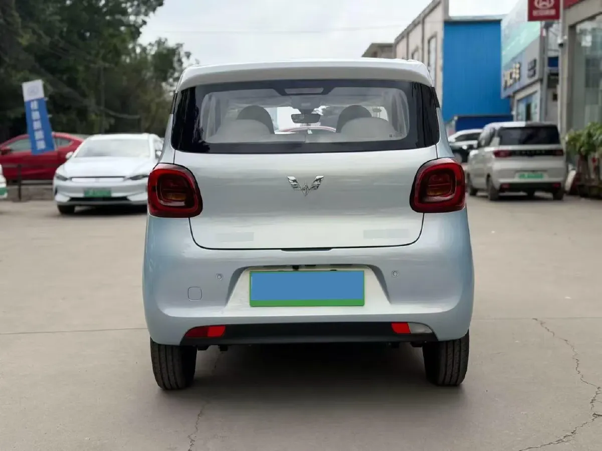 2025 WuLing HongGuang MINI EV BEV 16.2KWH,autocango,china used car exporter,china ev exporter,chinese used car exporter,chinese used ev exporter