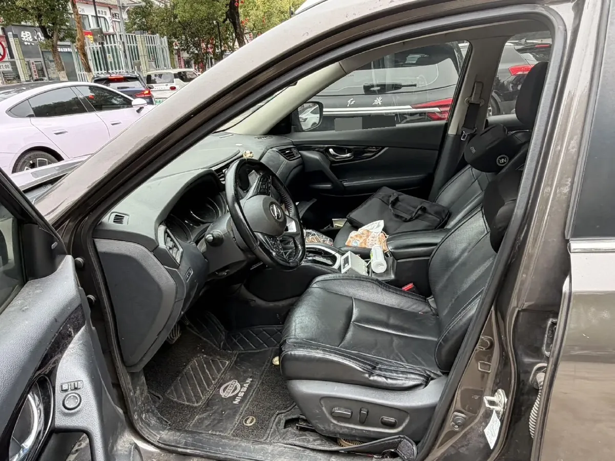 2019 Nissan X-Trail 2.0L 154HP L4 CVT,autocango,china used car exporter,china ev exporter,chinese used car exporter,chinese used ev exporter