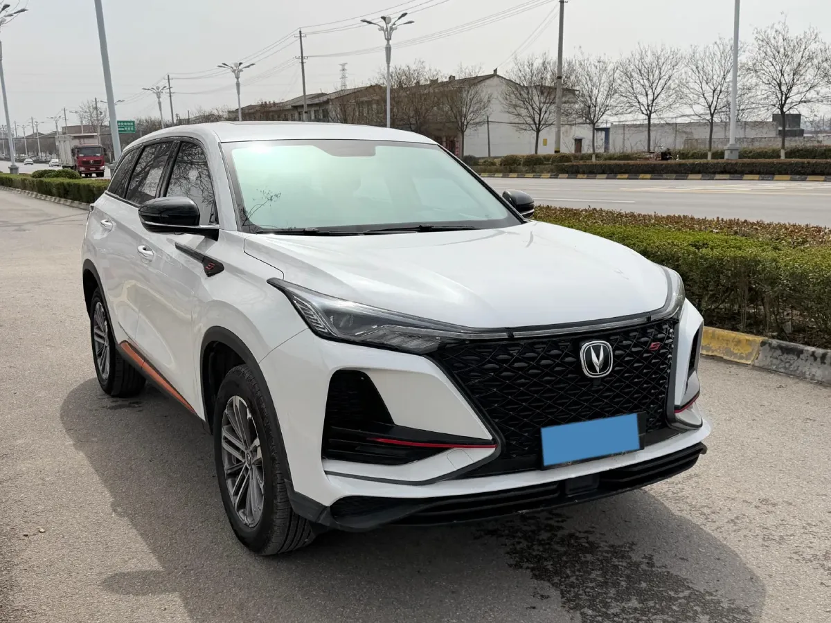 2021 ChangAn CS75 Plus 1.5T 178HP L4 6AT,autocango,china used car exporter,china ev exporter,chinese used car exporter,chinese used ev exporter