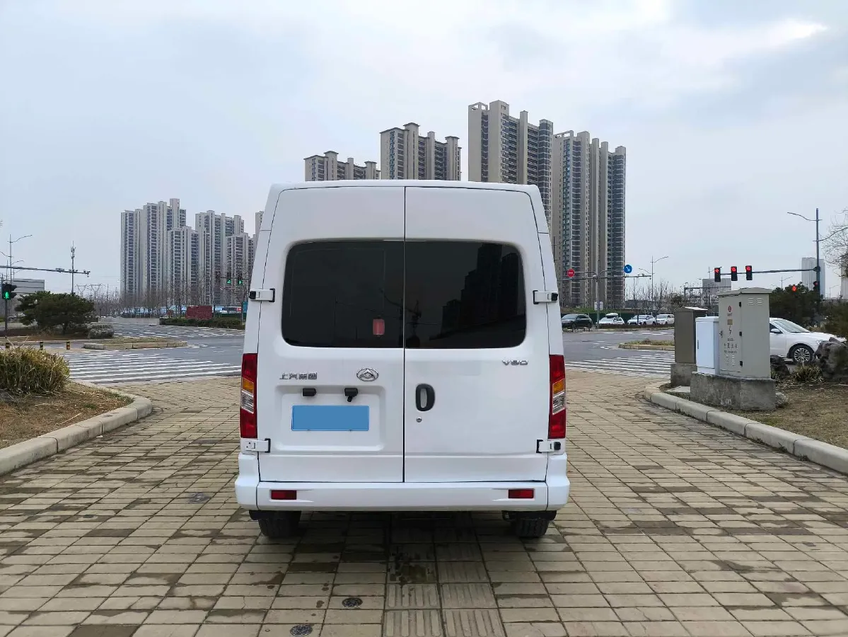 2021 MAXUS XinTu V80 2.0T 127HP L4 6MT,autocango,china used car exporter,china ev exporter,chinese used car exporter,chinese used ev exporter