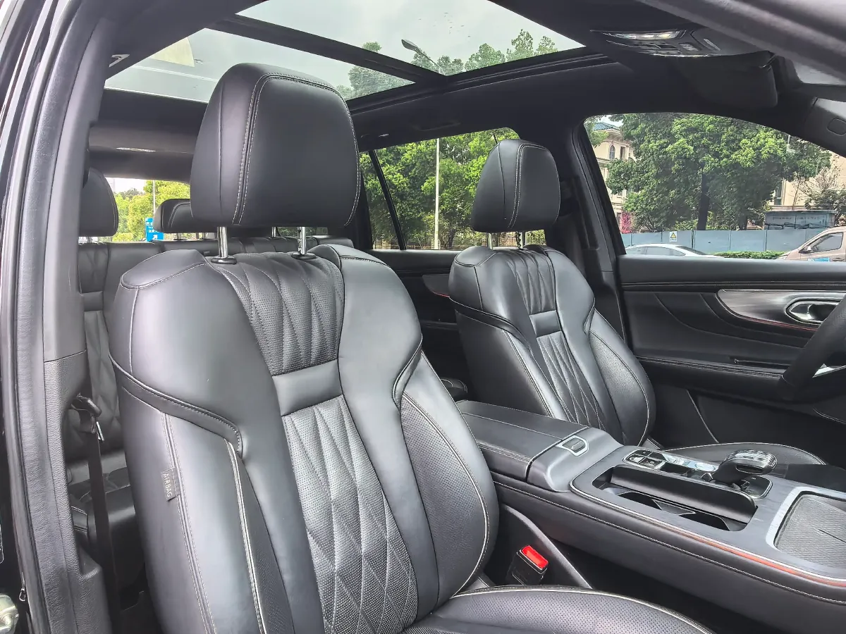 2022 GAC Trumpchi GS8 2.0T 252HP L4 8AT,autocango,china used car exporter,china ev exporter,chinese used car exporter,chinese used ev exporter