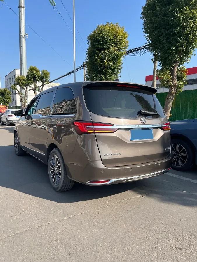 2021 Buick GL8 2.0T 237HP L4 9AT,autocango,china used car exporter,china ev exporter,chinese used car exporter,chinese used ev exporter