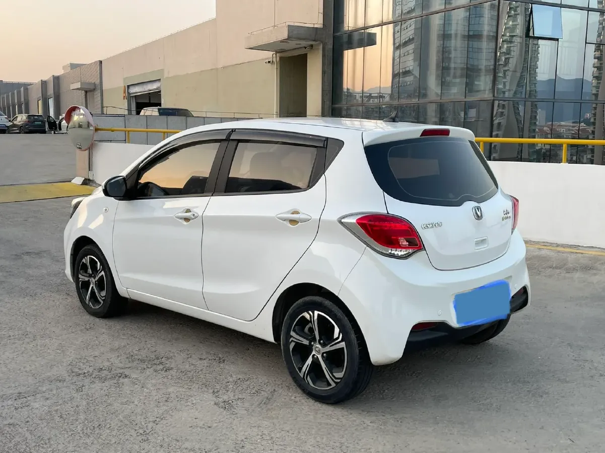 2020 ChangAn BenBen E-Star BEV 32.2KWH,autocango,china used car exporter,china ev exporter,chinese used car exporter,chinese used ev exporter
