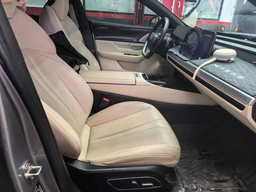 2022 Xpeng P7 BEV 60.2KWH,autocango,china used car exporter,china ev exporter,chinese used car exporter,chinese used ev exporter