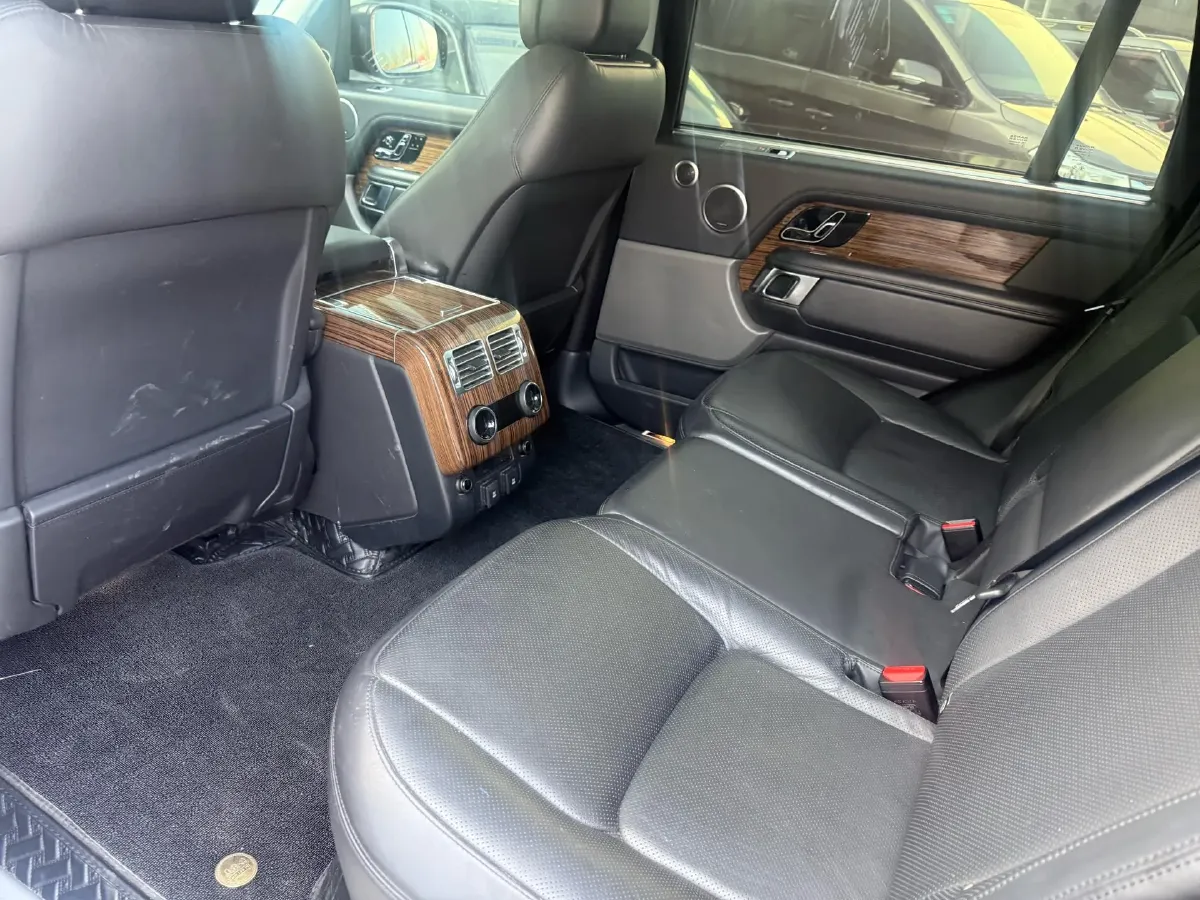 2018 Land Rover Range Rover 3.0T 381HP V6 8AT,autocango,china used car exporter,china ev exporter,chinese used car exporter,chinese used ev exporter