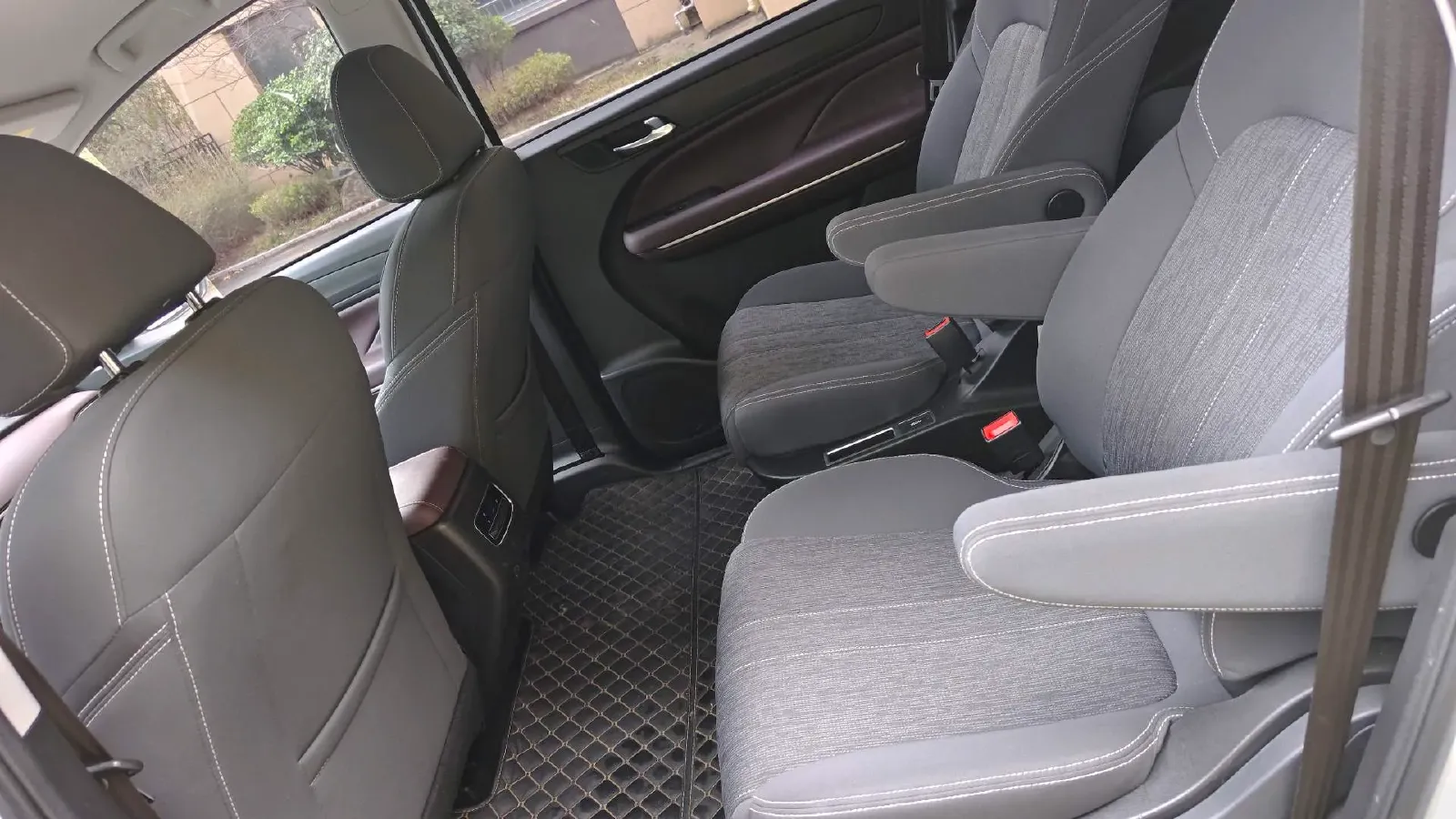 2023 GAC Trumpchi M6 1.5T 177HP L4 7DCT,autocango,china used car exporter,china ev exporter,chinese used car exporter,chinese used ev exporter