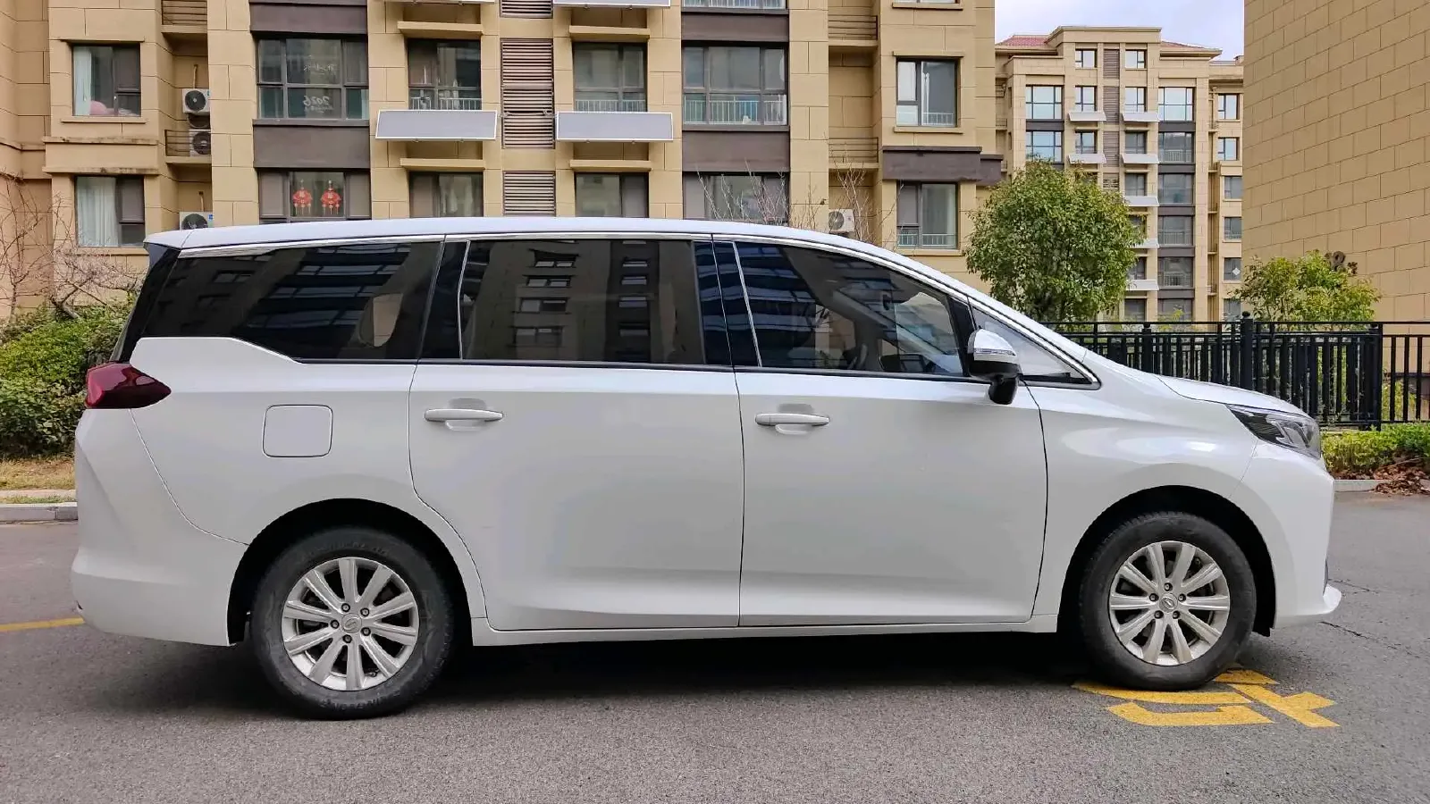 2023 GAC Trumpchi M6 1.5T 177HP L4 7DCT,autocango,china used car exporter,china ev exporter,chinese used car exporter,chinese used ev exporter