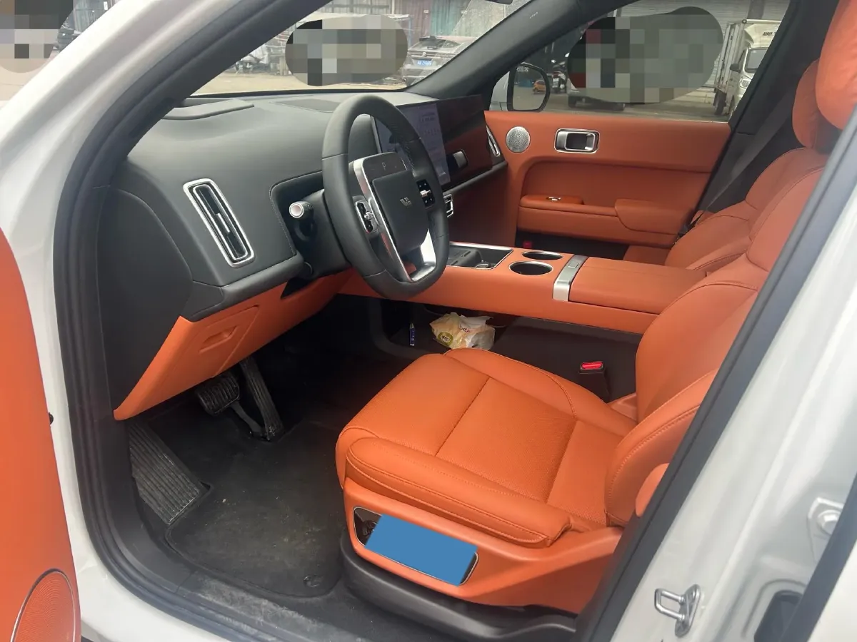 2025 Li L7 Range Extended 154HP REEV,autocango,china used car exporter,china ev exporter,chinese used car exporter,chinese used ev exporter