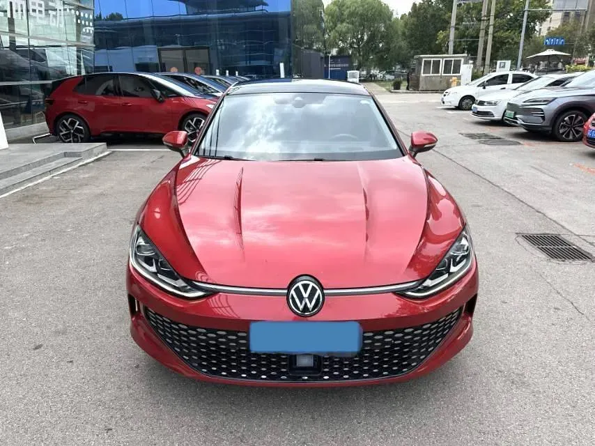 2022 Skoda Superb 2.0T 186HP L4 7DCT,autocango,china used car exporter,china ev exporter,chinese used car exporter,chinese used ev exporter