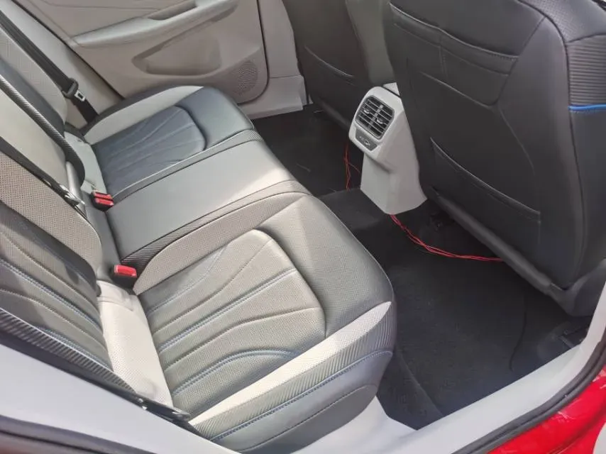 2022 Skoda Superb 2.0T 186HP L4 7DCT,autocango,china used car exporter,china ev exporter,chinese used car exporter,chinese used ev exporter