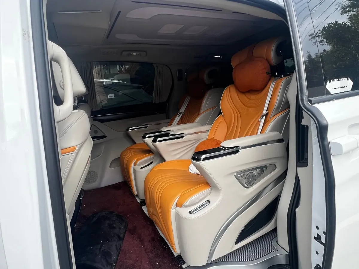 2022 Buick GL8 2.0T 237HP L4 9AT,autocango,china used car exporter,china ev exporter,chinese used car exporter,chinese used ev exporter