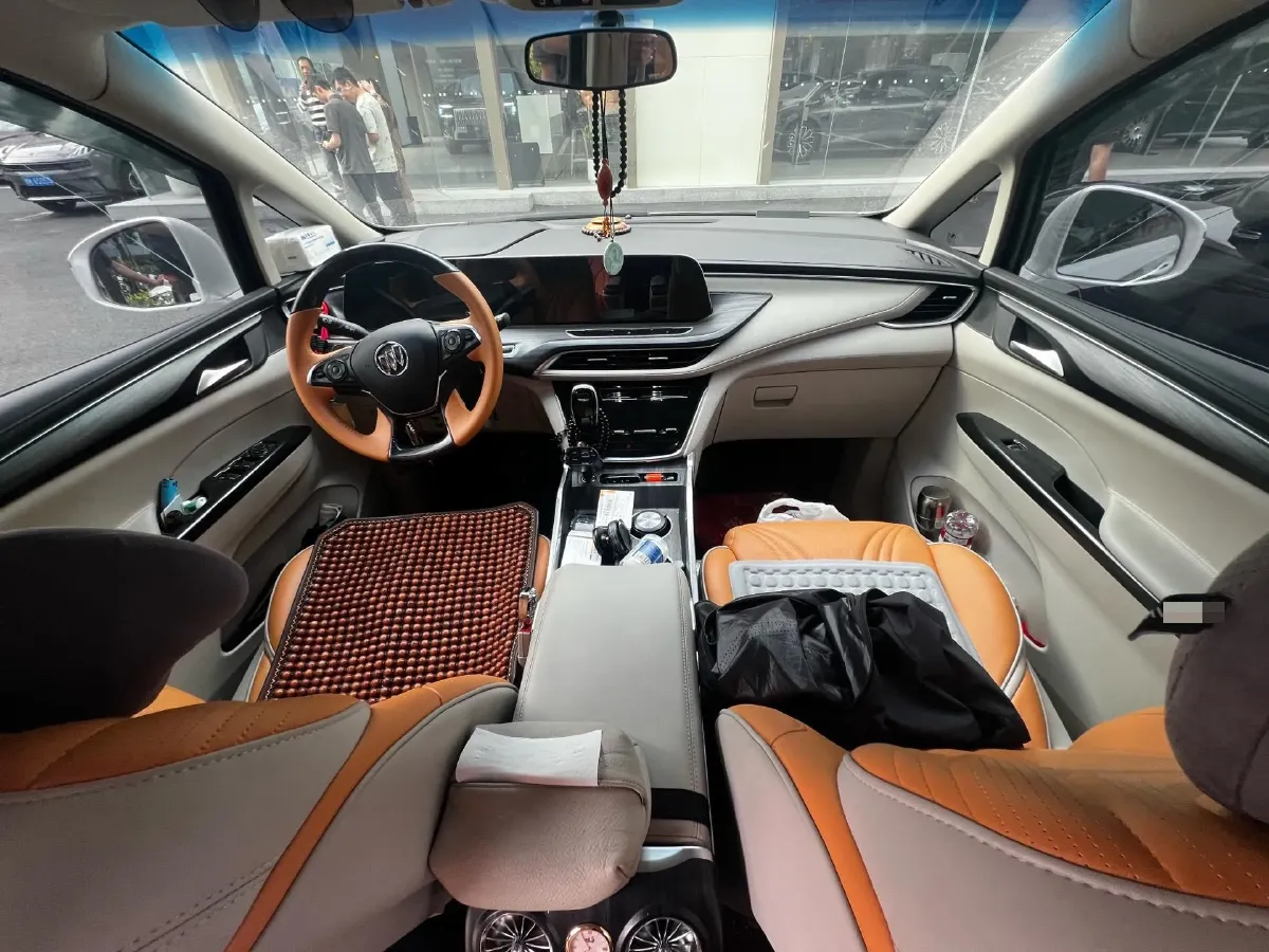 2022 Buick GL8 2.0T 237HP L4 9AT,autocango,china used car exporter,china ev exporter,chinese used car exporter,chinese used ev exporter