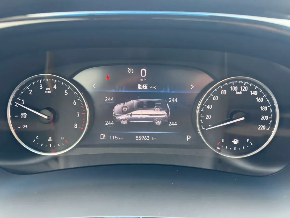 2023 Buick GL8 2.0T 237HP L4 9AT,autocango,china used car exporter,china ev exporter,chinese used car exporter,chinese used ev exporter