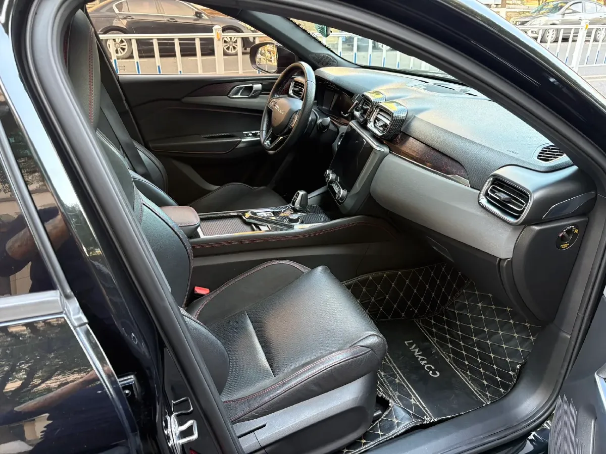 2019 Qoros 5 1.6T 197HP L4 7DCT,autocango,china used car exporter,china ev exporter,chinese used car exporter,chinese used ev exporter