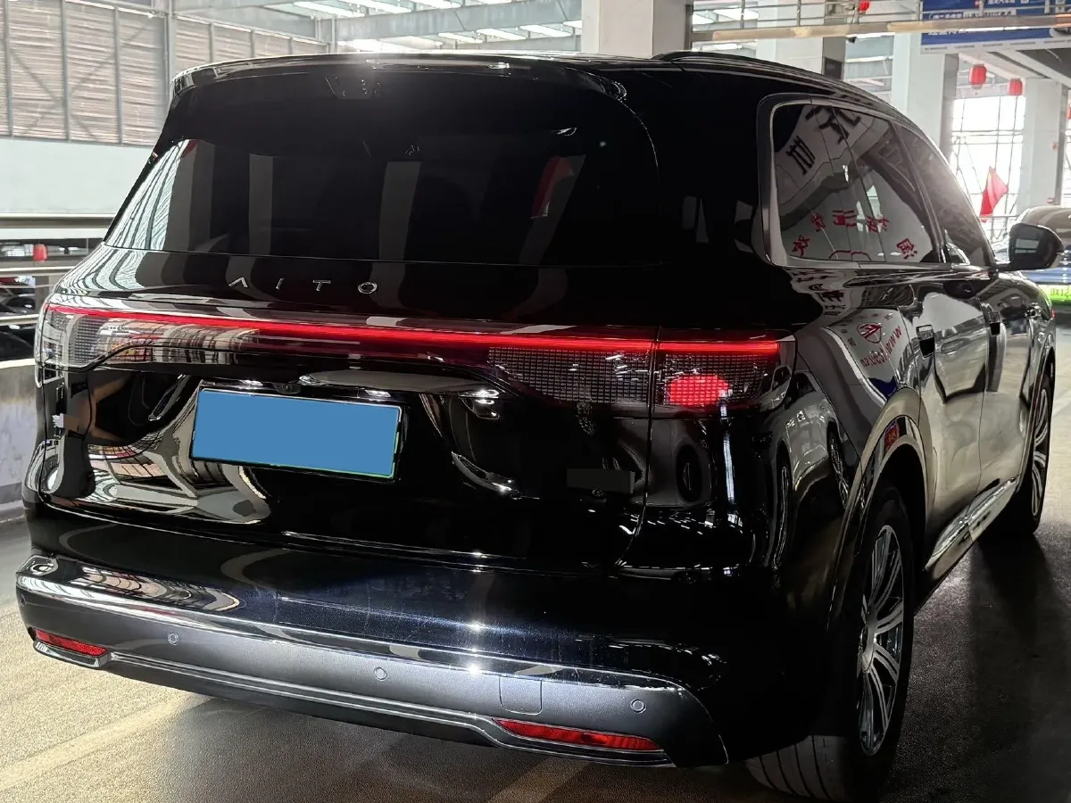 2025 AITO AITO M8 BEV,autocango,china used car exporter,china ev exporter,chinese used car exporter,chinese used ev exporter