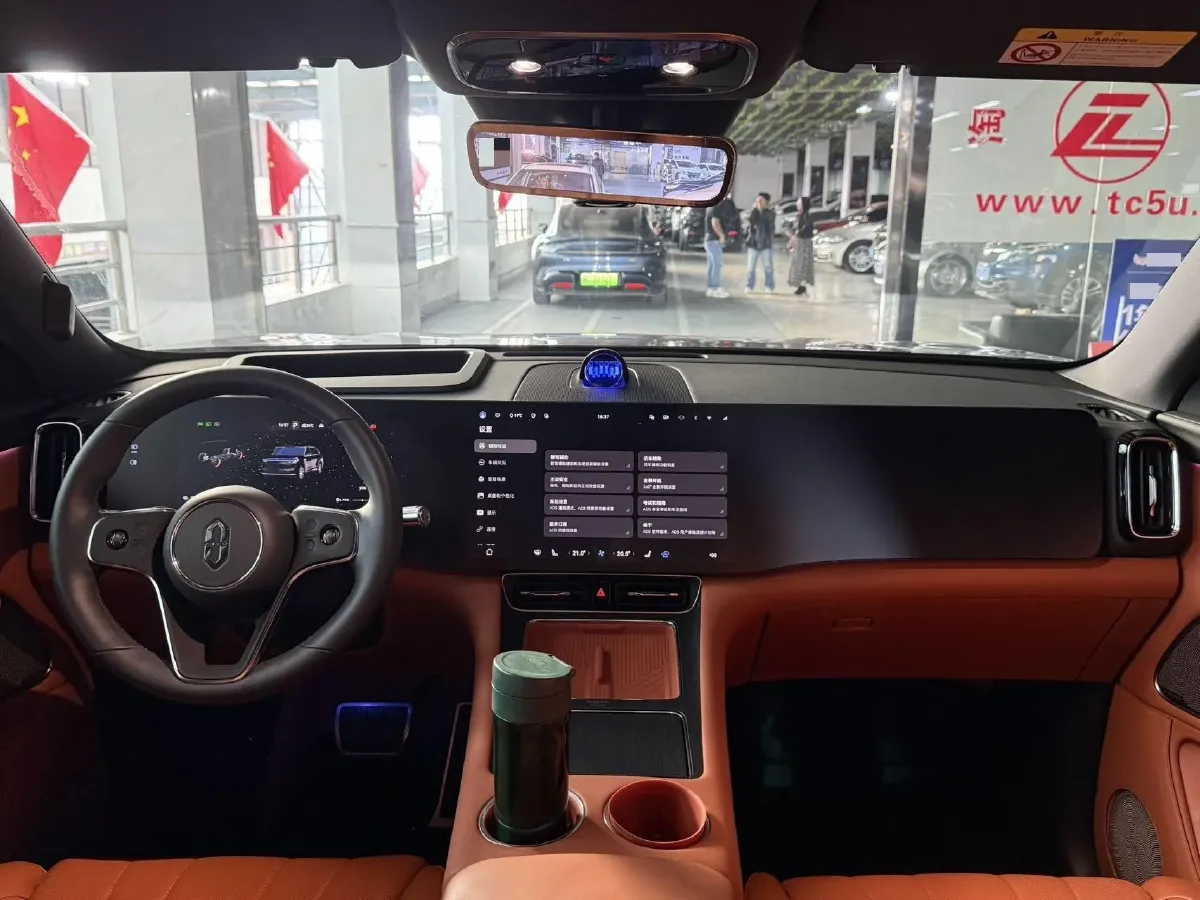 2025 AITO AITO M8 BEV,autocango,china used car exporter,china ev exporter,chinese used car exporter,chinese used ev exporter