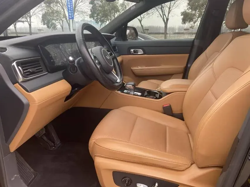 2021 Li ONE Range Extended 131HP REEV 40.5KWH,autocango,china used car exporter,china ev exporter,chinese used car exporter,chinese used ev exporter