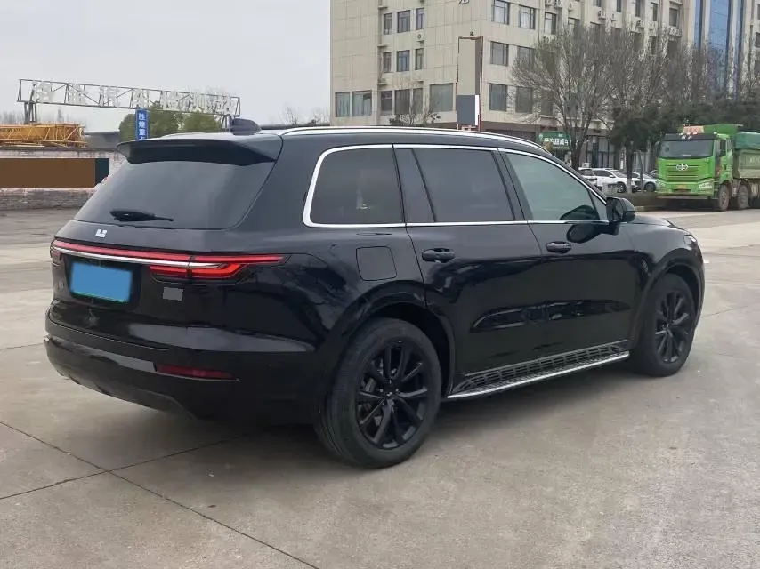 2021 Li ONE Range Extended 131HP REEV 40.5KWH,autocango,china used car exporter,china ev exporter,chinese used car exporter,chinese used ev exporter