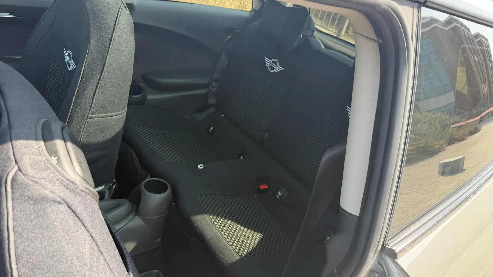 2021 MINI MINI 1.5T 102HP L3 7DCT,autocango,china used car exporter,china ev exporter,chinese used car exporter,chinese used ev exporter