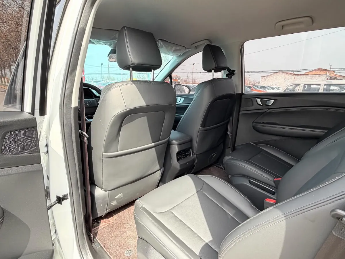 2022 WuLing KaiJie 1.5T 147HP L4 CVT,autocango,china used car exporter,china ev exporter,chinese used car exporter,chinese used ev exporter