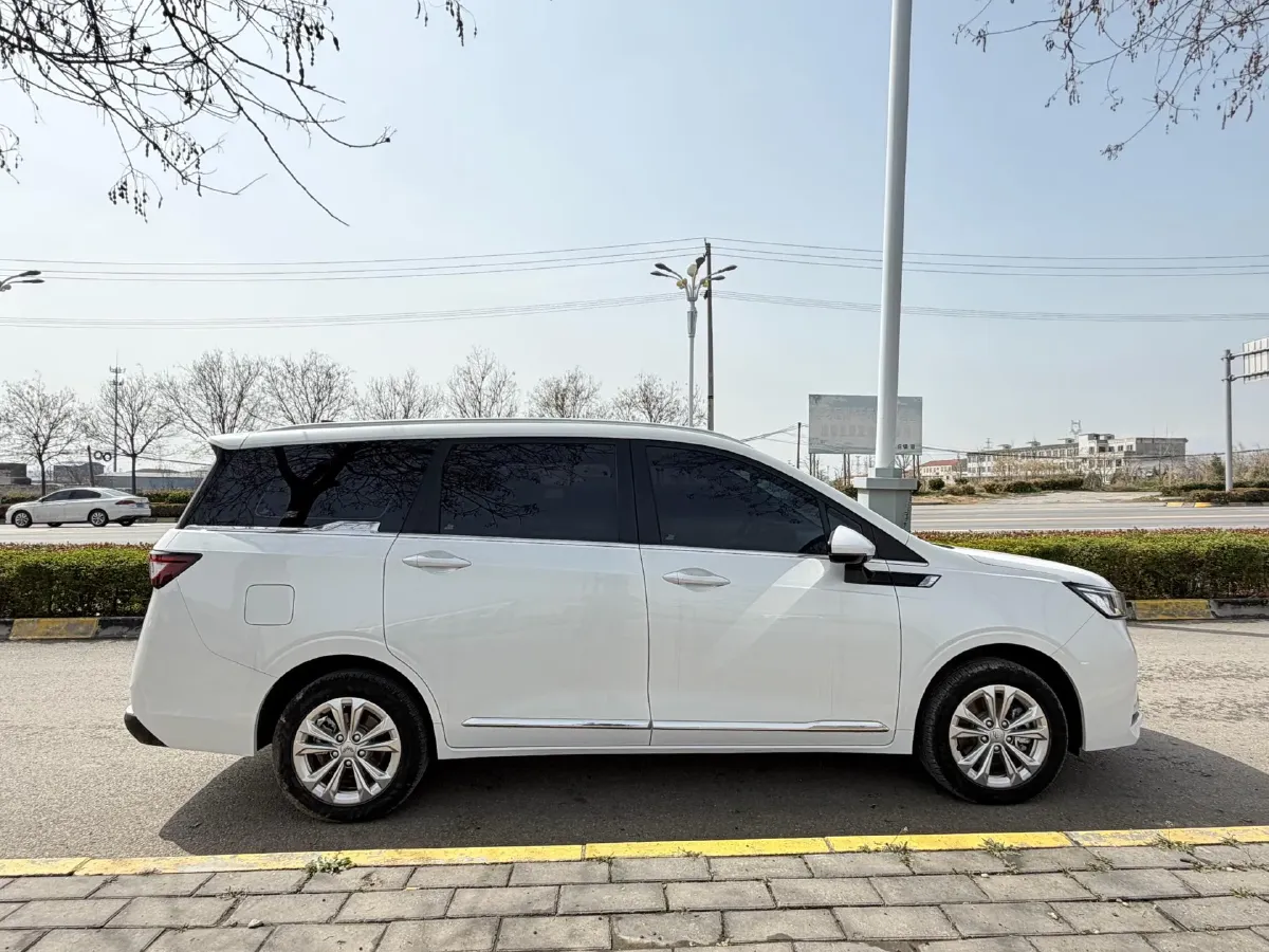 2022 WuLing KaiJie 1.5T 147HP L4 CVT,autocango,china used car exporter,china ev exporter,chinese used car exporter,chinese used ev exporter