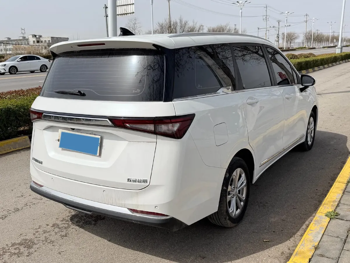 2022 WuLing KaiJie 1.5T 147HP L4 CVT,autocango,china used car exporter,china ev exporter,chinese used car exporter,chinese used ev exporter