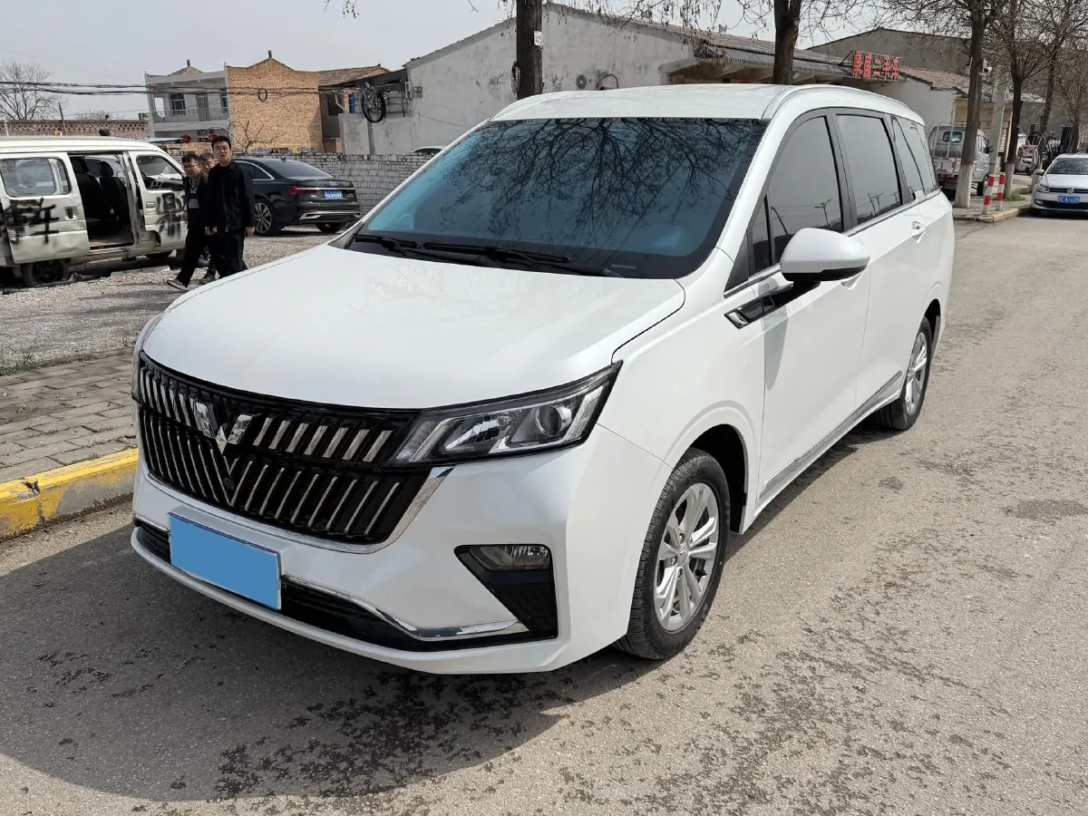 2022 WuLing KaiJie 1.5T 147HP L4 CVT,autocango,china used car exporter,china ev exporter,chinese used car exporter,chinese used ev exporter