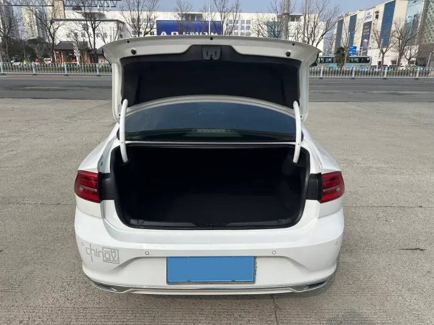 2021 Volkswagen Lamando 1.4T 150HP L4 7DCT,autocango,china used car exporter,china ev exporter,chinese used car exporter,chinese used ev exporter