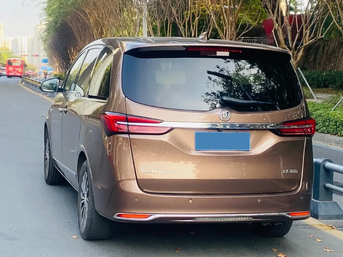 2021 Buick GL8 2.0T 237HP L4 9AT,autocango,china used car exporter,china ev exporter,chinese used car exporter,chinese used ev exporter