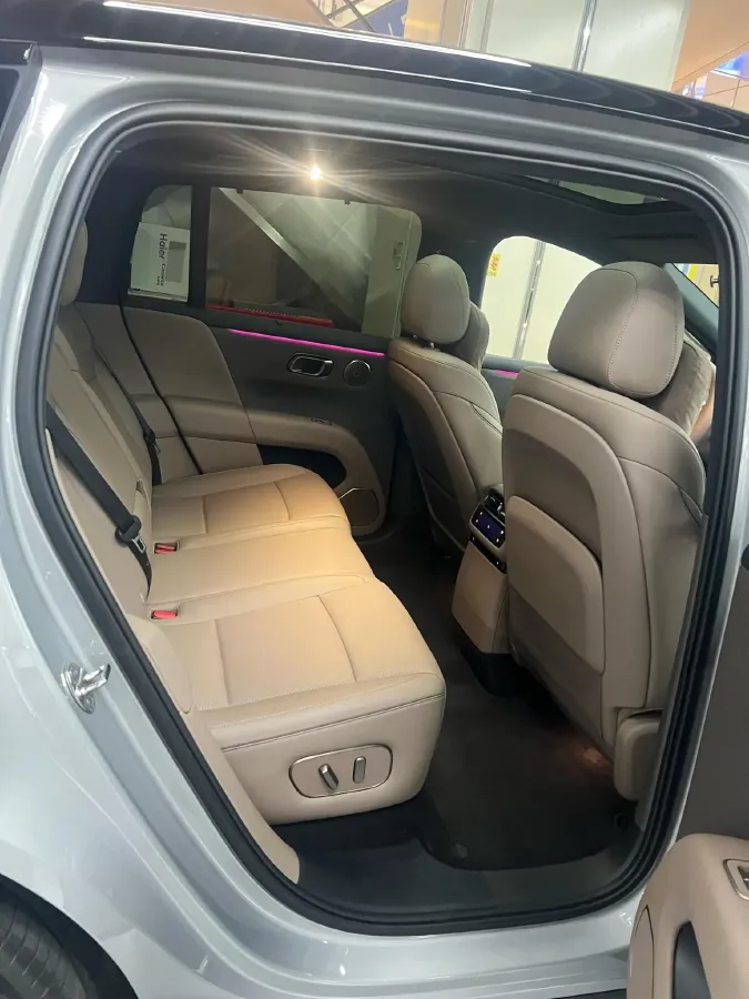 2025 Li i6 BEV,autocango,china used car exporter,china ev exporter,chinese used car exporter,chinese used ev exporter