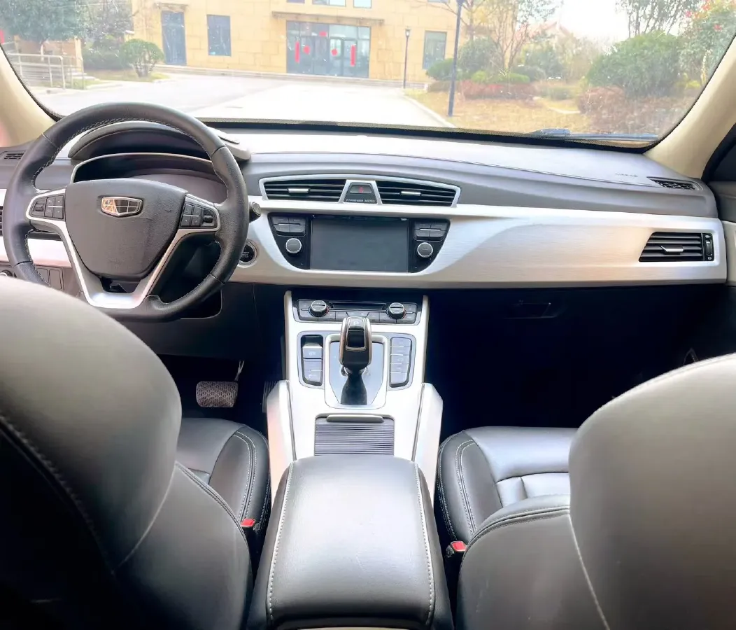 2020 Roewe i6 1.5T 169HP L4 7DCT,autocango,china used car exporter,china ev exporter,chinese used car exporter,chinese used ev exporter