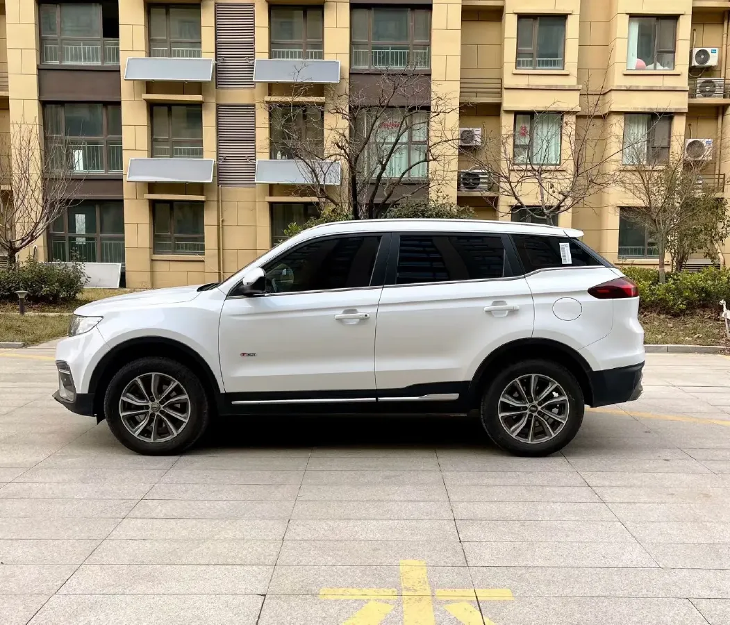 2020 Roewe i6 1.5T 169HP L4 7DCT,autocango,china used car exporter,china ev exporter,chinese used car exporter,chinese used ev exporter