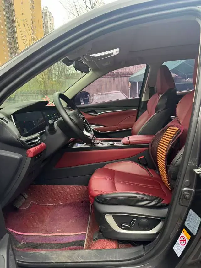 2022 ChangAn CS75 Plus 2.0T 233HP L4 8AT,autocango,china used car exporter,china ev exporter,chinese used car exporter,chinese used ev exporter