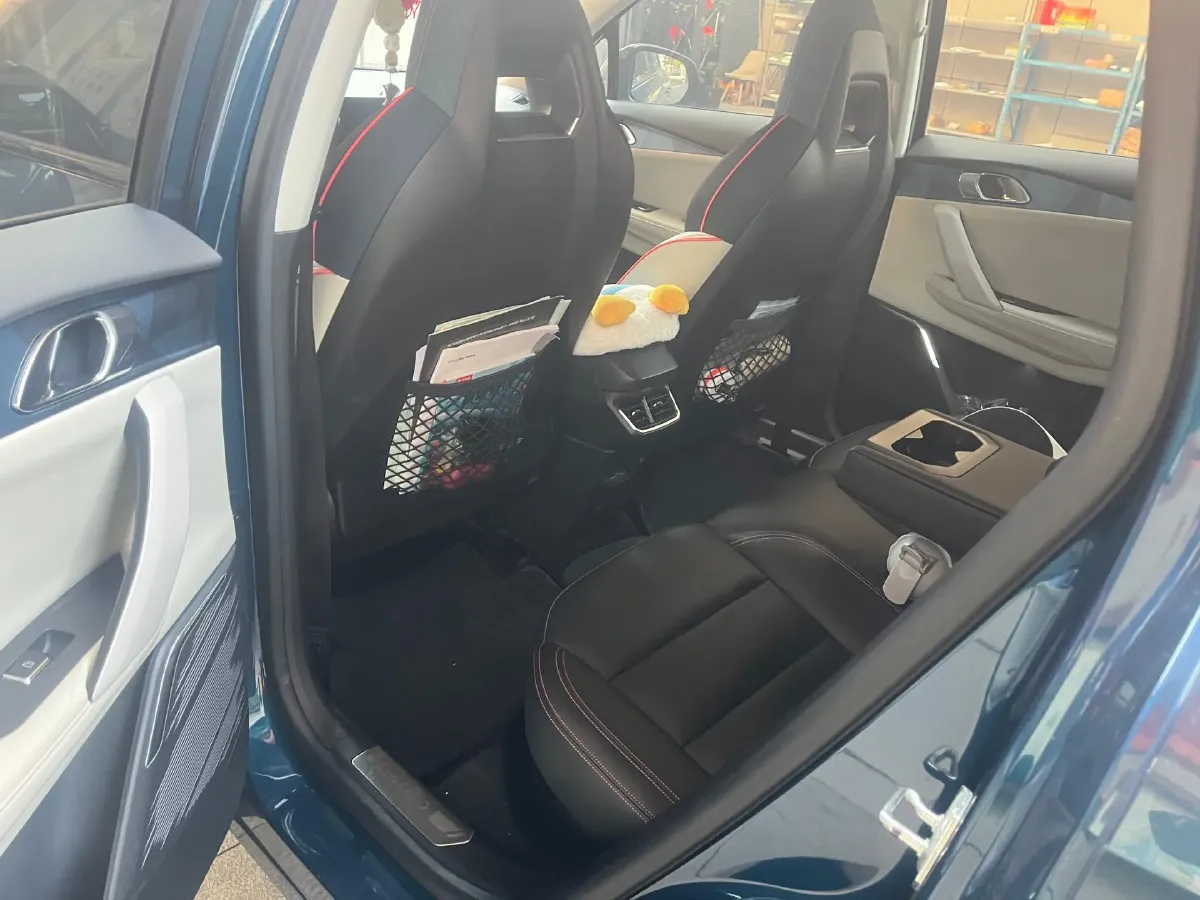 2020 LYNK&CO 06 1.5T 177HP L3 7DCT,autocango,china used car exporter,china ev exporter,chinese used car exporter,chinese used ev exporter