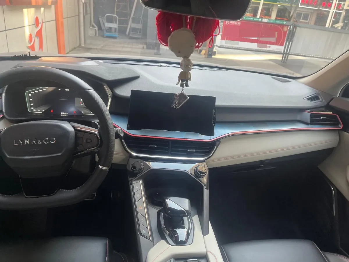 2020 LYNK&CO 06 1.5T 177HP L3 7DCT,autocango,china used car exporter,china ev exporter,chinese used car exporter,chinese used ev exporter