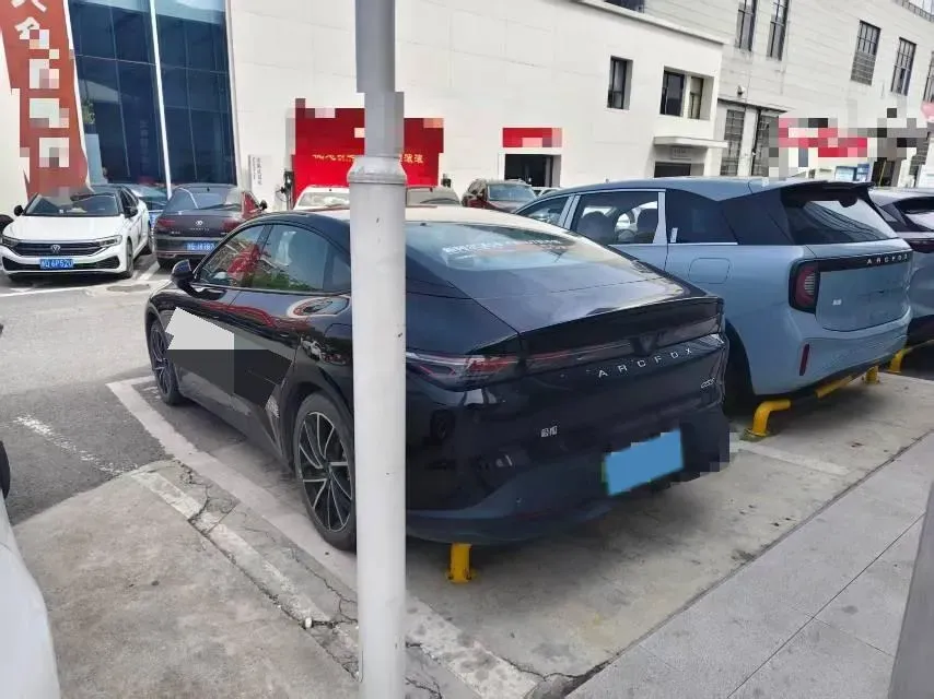 2025 ARCFOX αS5 BEV,autocango,china used car exporter,china ev exporter,chinese used car exporter,chinese used ev exporter