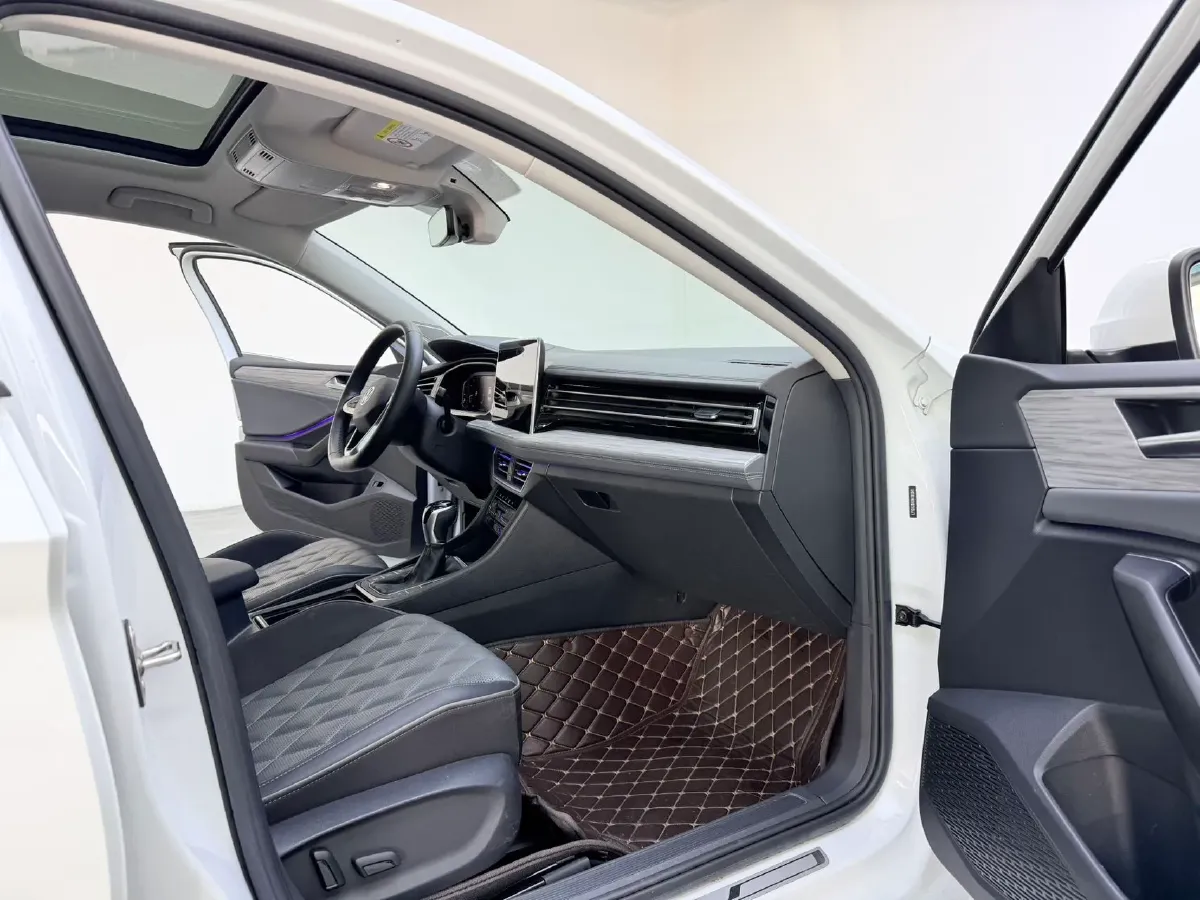 2023 Volkswagen Sagitar 1.5T 160HP L4 7DCT,autocango,china used car exporter,china ev exporter,chinese used car exporter,chinese used ev exporter