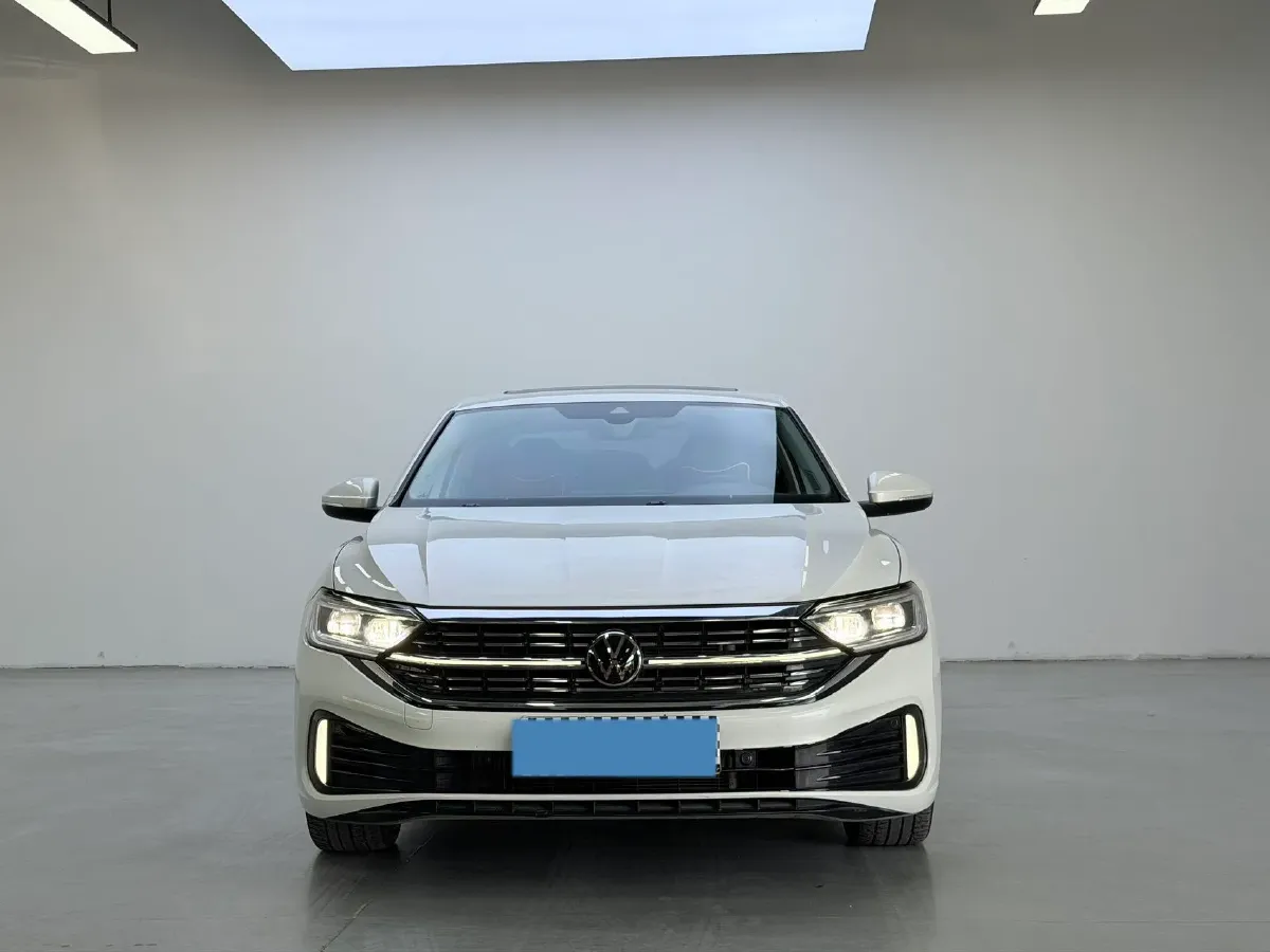 2023 Volkswagen Sagitar 1.5T 160HP L4 7DCT,autocango,china used car exporter,china ev exporter,chinese used car exporter,chinese used ev exporter