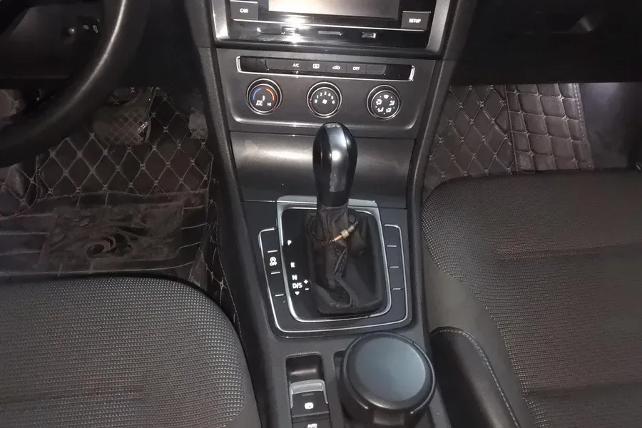 2018 Volkswagen Golf 1.4T 131HP L4 7DCT,autocango,china used car exporter,china ev exporter,chinese used car exporter,chinese used ev exporter