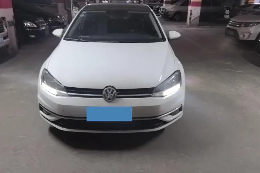 2018 Volkswagen Golf 1.4T 131HP L4 7DCT,autocango,china used car exporter,china ev exporter,chinese used car exporter,chinese used ev exporter