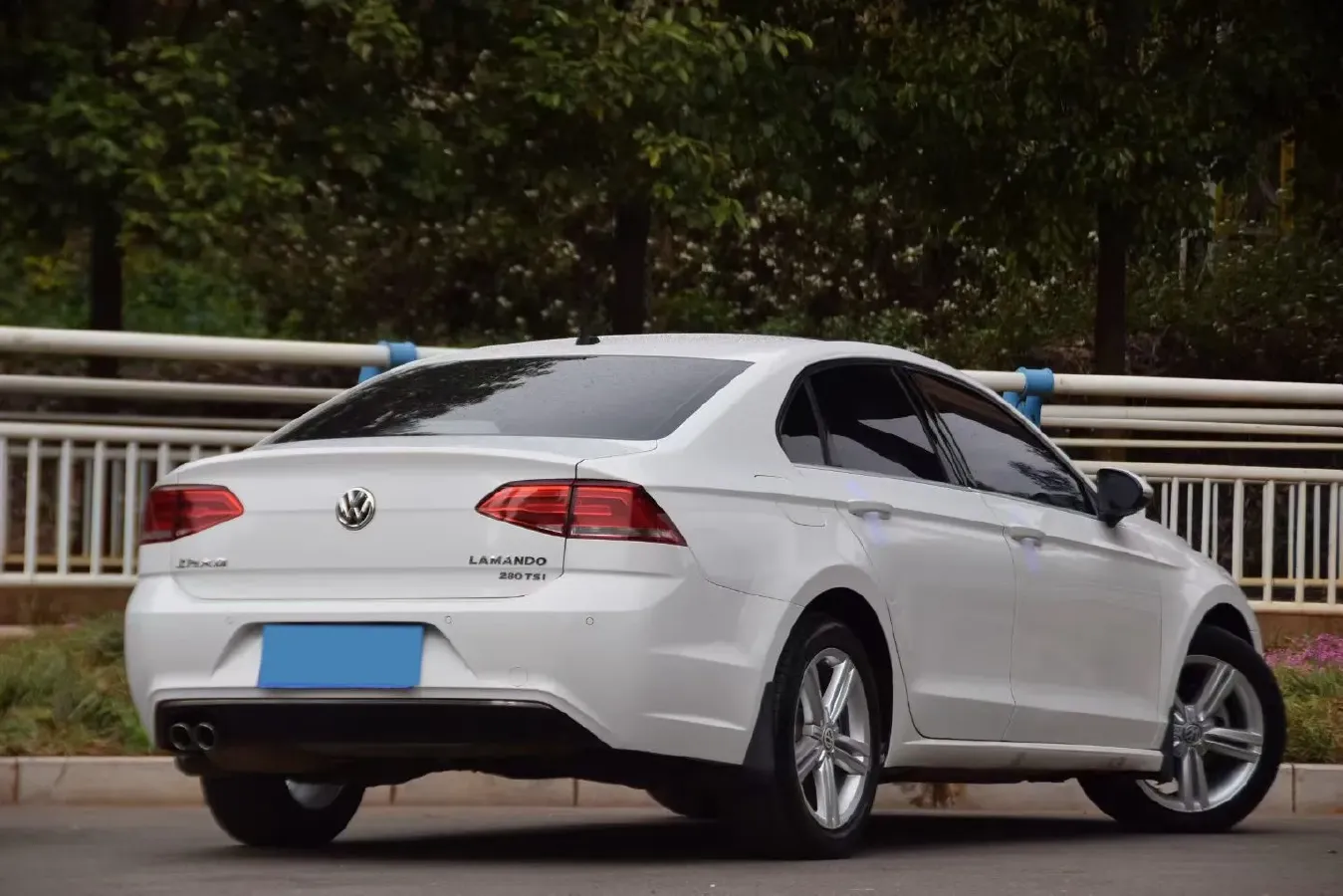 2017 Volkswagen Lamando 1.4T 150HP L4 7DCT,autocango,china used car exporter,china ev exporter,chinese used car exporter,chinese used ev exporter