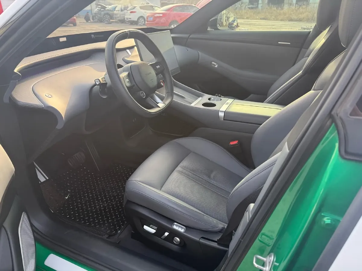 2025 MI YU7 BEV 96.3KWH,autocango,china used car exporter,china ev exporter,chinese used car exporter,chinese used ev exporter