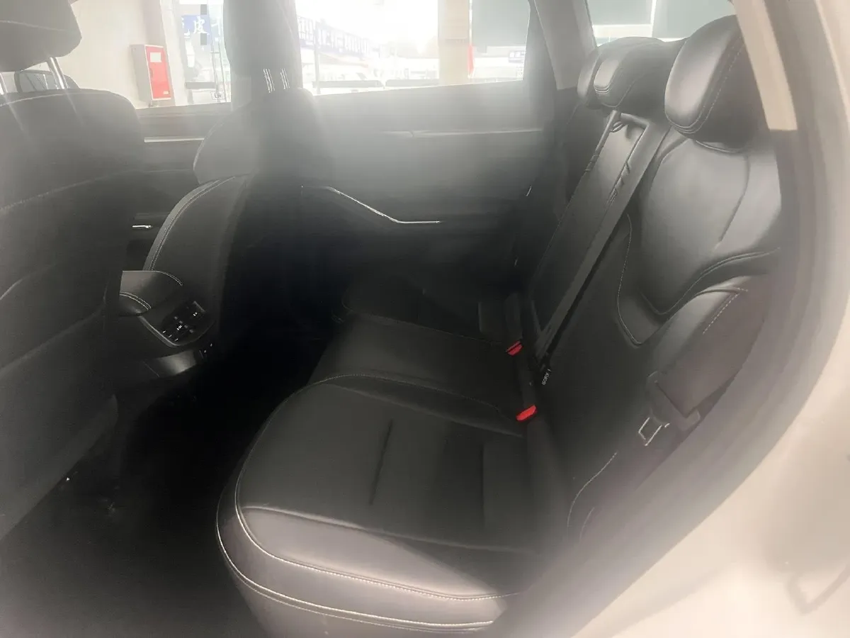 2021 Haval H6 1.5T 169HP L4 7DCT,autocango,china used car exporter,china ev exporter,chinese used car exporter,chinese used ev exporter