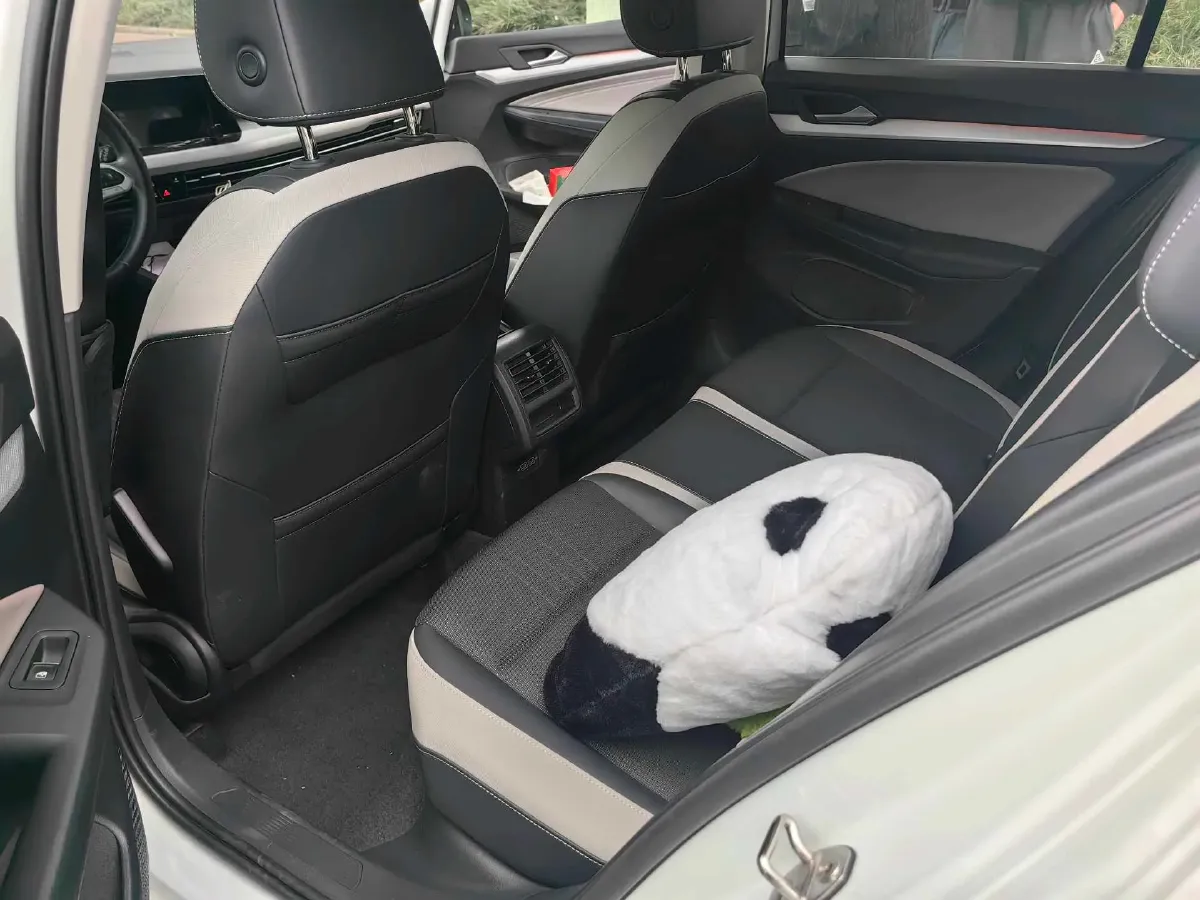 2021 Volkswagen Golf 1.4T 150HP L4 7DCT,autocango,china used car exporter,china ev exporter,chinese used car exporter,chinese used ev exporter